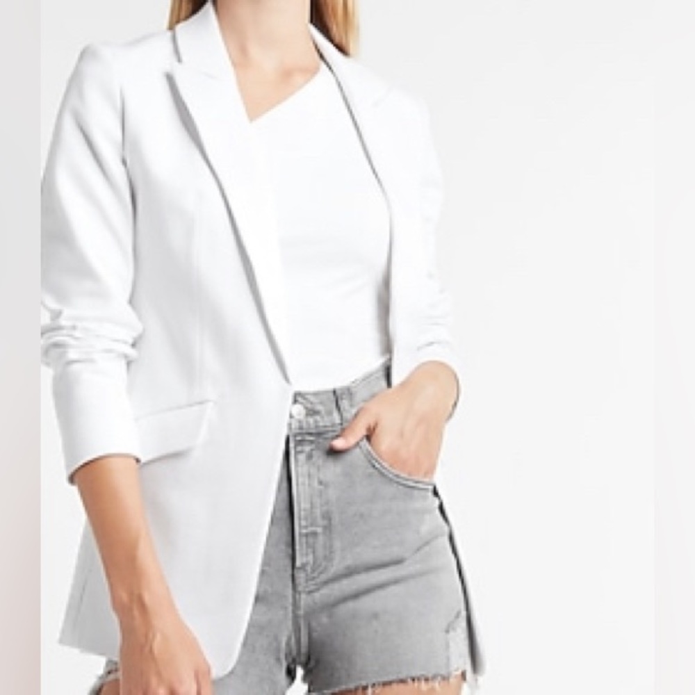 Express open front peak label boyfriend blazer